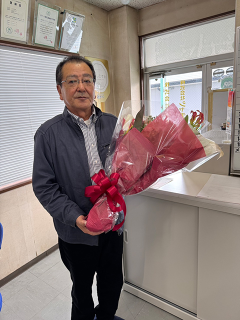 永年弊社に努めて頂いた乗務員が退職を迎えました。