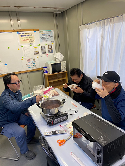 毎年恒例の鏡開きです。